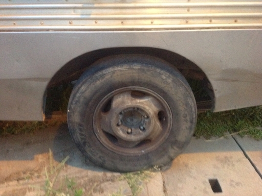 รถบรรทุกน้ำแข็ง + ตู้อน้ำแข็ง  89000 / ต่อรองได้ /เฉพาะ ตู้น้ำแข็ง 35000