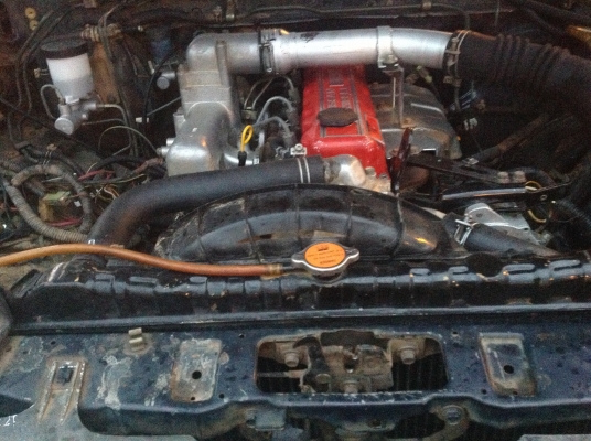 รถบรรทุกน้ำแข็ง + ตู้อน้ำแข็ง  89000 / ต่อรองได้ /เฉพาะ ตู้น้ำแข็ง 35000