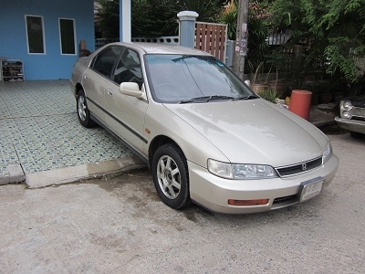 ไฟท้าย2ก้อนเครื่องวีเท็ค สวยเดิม