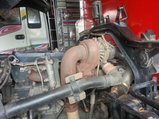 ขายเครื่องเดก้า 270  พร้อมเกีย  zf   ยุโร2 เครื่องดำ