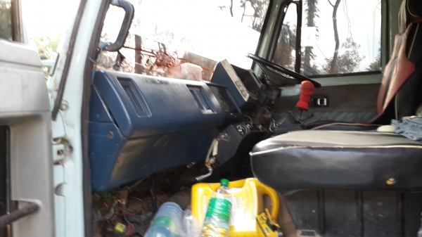 ขายด่วนเทรนเลอร์หางปลา10ล้อเพลาเดียวเครื่องPD6 190แรงเข็นแบคโฮ200สบายโทร0843923995