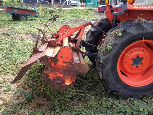 ขายโรตารี่จอบหมุน   ตราช้าง รุ่น RX180F