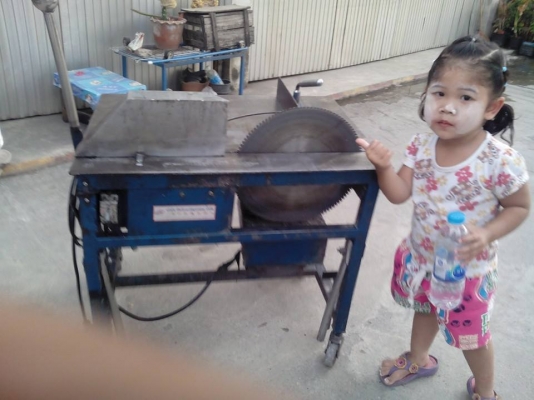 ขายเเท่นตัด สันติจงเจริญการช่าง มือสอง สภาพสวย