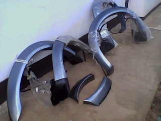 ขายคิ้วซุ้มล้ออีซูซุดีแม็ก