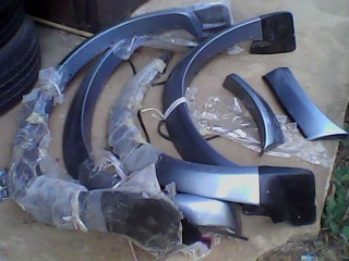 ขายคิ้วซุ้มล้ออีซูซุดีแม็ก