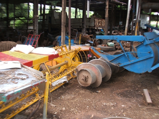 ขายรถเกี่ยวข้าวไทยเส็ง เดี่ยวทรนง ปี 47