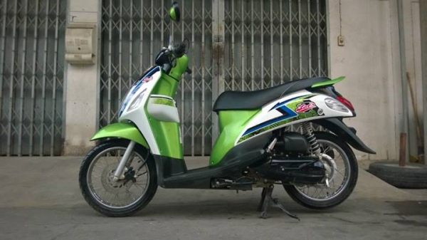 LET 2013 ไม่ล้มไม่ชนสวยๆ สดๆ วิ่ง 9000 ขายกันถูกๆ ราคาต่อรองได้