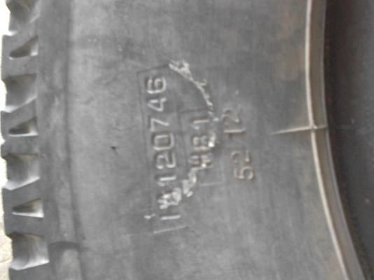 7.00-16 SUPERSTONE SR911 ปียังใหม่ๆ มี 2 เส้น TEL.081-427-3941