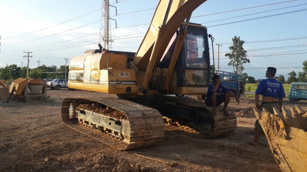 CAT320-2