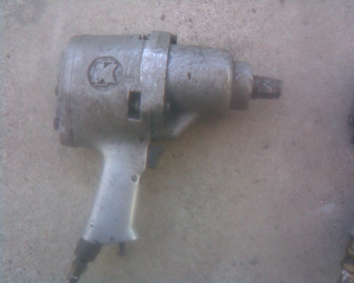 บ็อกลม 6 หุนสภาพเดิมๆครับพร้อมใช้งานครับ  ขนาด 6  หุนลมดีครับไม่รั่วครับราคานี้คุ้มมากครับ