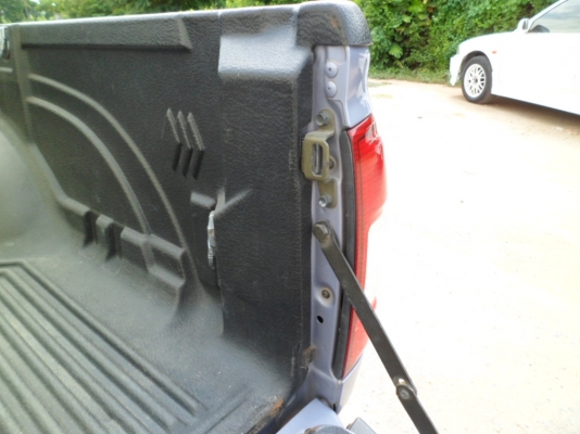 ISUZU D-MAX SPACE CAB 2.5 ISUZU D-MAX SPACE CAB 2.5