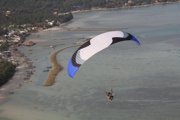 ขายร่มบินสำหรับพารามอร์เตอร์