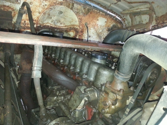 รถสิบล้อหางปลา isuzu เครื่อง EH700 พวงมาลัยเพาเวอร์ ช่วงล่างฟูโซ่ 2 เพลา รถสิบล้อหางปลา isuzu เครื่อง EH700 พวงมาลัยเพาเวอร์ ช่วงล่างฟูโซ่ 2 เพลา