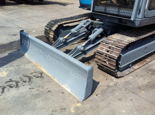 รถขุด Kobelco รุ่น SK60 Mark 3 จากญี่ปุ่น มีใบมีดครับ