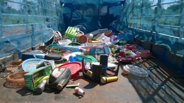 ขายรถพร้อมใช้ราคาประหยัด NPR 115 ห้างแท้ปี 35 กระบะยาว 4.30 เมตร เครื่อง 4BD1 115 แรงม้า 6 น็อตหน้าหลัง เกียร์สั้น ทะเบียนเต็มพร้อมโอน