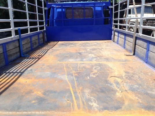 ขายรถพร้อมใช้ราคาประหยัด NPR 115 ห้างแท้ปี 35 กระบะยาว 4.30 เมตร เครื่อง 4BD1 115 แรงม้า 6 น็อตหน้าหลัง เกียร์สั้น ทะเบียนเต็มพร้อมโอน