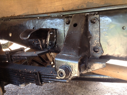 ขายรถพร้อมใช้ราคาประหยัด NPR 115 ห้างแท้ปี 35 กระบะยาว 4.30 เมตร เครื่อง 4BD1 115 แรงม้า 6 น็อตหน้าหลัง เกียร์สั้น ทะเบียนเต็มพร้อมโอน