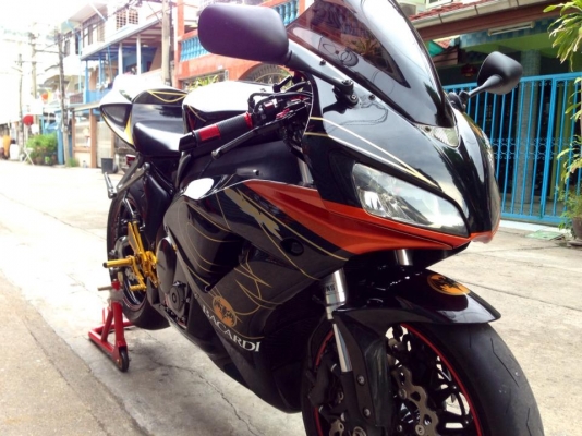 ต้ำพระราม2ขาย HONDA CBR1000Rโฉมปี 2007 inv+สพม แท้ๆครบทุกฉบับ สภาพนางฟ้า วิ่งมา3XXXXโล ของแต่งเต็ม ต้ำพระราม2ขาย HONDA CBR1000Rโฉมปี 2007 inv+สพม แท้ๆครบทุกฉบับ สภาพนางฟ้า วิ่งมา3XXXXโล ของแต่งเต็ม