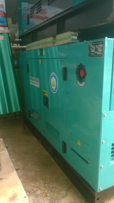 ขายเครื่องปั่นไฟ50 kvaพร้อมตู้เก็บเสียงประกอบนอก(080-1153032)