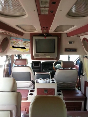 ขายรถตู้หัวจรวด