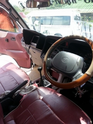 ขายรถตู้หัวจรวด