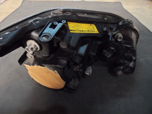 ขาย ไฟหน้า ซ้าย  ซีนอน xenon Toyota Harrier