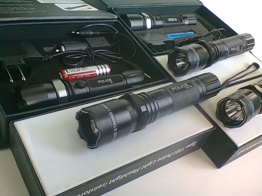 ไฟฉายแรงสูงสว่างมากพุ่งไกล