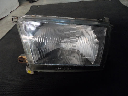 ขาย ไฟหน้า Toyota SURF ขาย ไฟหน้า Toyota SURF