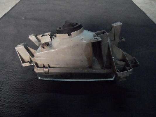 ขาย ไฟหน้า Toyota SURF ขาย ไฟหน้า Toyota SURF