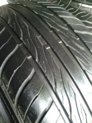 ขายยาง SAGITAR P607 205-45-17 ปลายปี10 ดอกเต็ม ไม่บวม ไม่กินข้าง พร้อมใส่ถ่วง คู่ละ 2,400 บาท