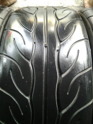 ขายยาง YOKOHAMA AD08 225-45-17 ปี09 ดอกเต็ม ไม่ปะ ไม่บวม ไม่กินข้าง พร้อมใส่ถ่วง ชุดละ 9,000 บาท