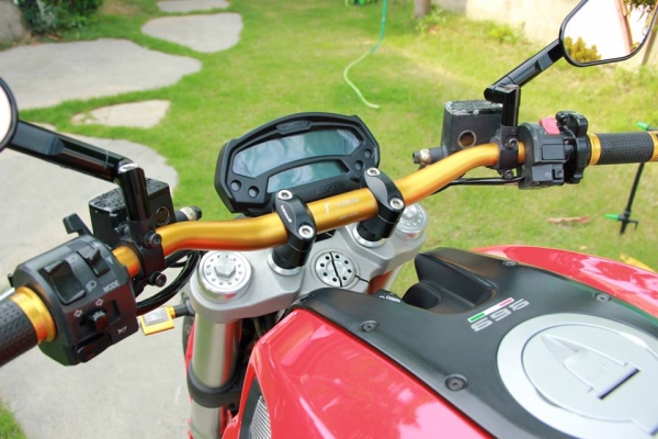 ขาย Ducati M696 ทะเบียนแท้ ศูนย์ ทองหล่อ ท่อแต่ง