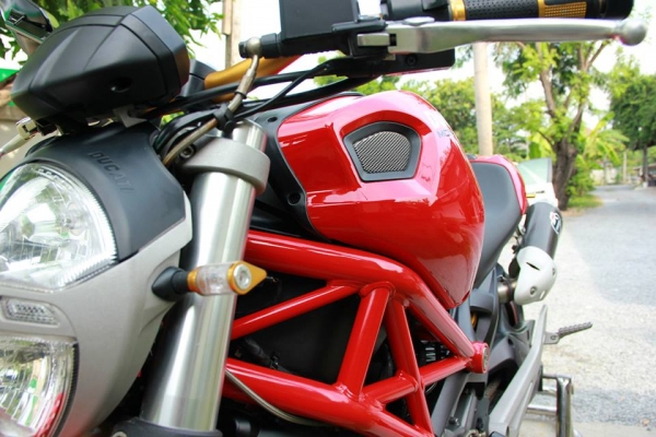 ขาย Ducati M696 ทะเบียนแท้ ศูนย์ ทองหล่อ ท่อแต่ง ขาย Ducati M696 ทะเบียนแท้ ศูนย์ ทองหล่อ ท่อแต่ง
