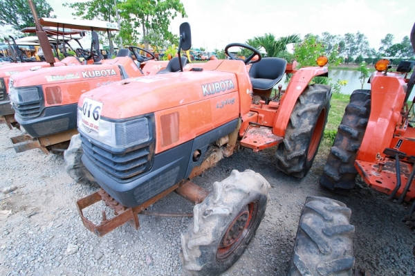 AUC Code 016 แทรกเตอร์ KUBOTA L3408 ราคา เริ่มต้นการประมูล100,000 บาท