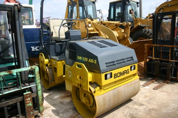 ขาย รถบดเล็ก BOMAG BW120AD-3 เก่านอก สวยๆ 400,000 TEL : 087-0339334 (อ็อฟ)