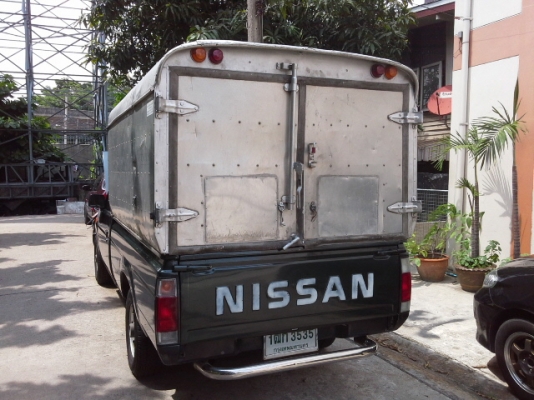 ขายนิสสัน บิ็กเอ็ม