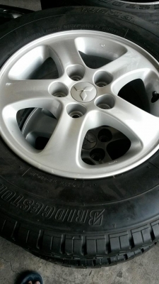 แม็กไทรทัน ขอบ15 พร้อมยาง สวยๆ