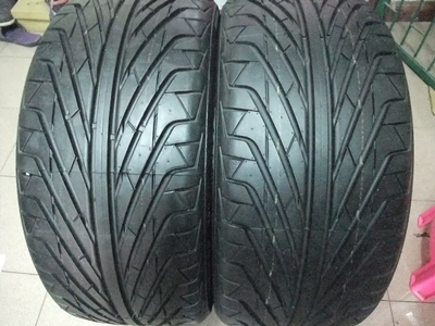 ยาง Triangle 235/40/18 ปี14 เหมือนได้ยางใหม่เลย