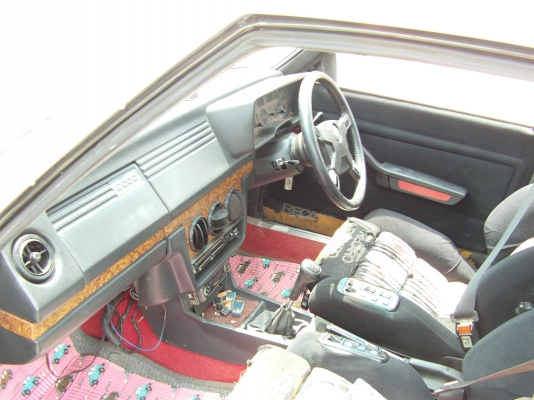 ขายรถ Alfa Romeo สภาพสวยๆ เครื่องเดิม