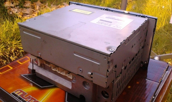 วิทยุติดรถเดิมTOYOTAมีวิทยุFM AM CD DVD MP3 ครบเครื่อง