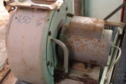 ตัวดูดควัน มอเตอร์มิสซู 1 แรง สภาพเดิมๆครับพร้อมใช้งานครับ  มอเตอร์มิซู 1  แรงครับราคานี้คุ้มครับ