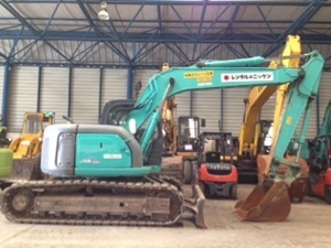 รถขุด Kobelco SK135SR-1ES S/N: YY04-08368 จากญี่ปุ่น สนใจโทร. 080-6565422