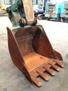รถขุด Kobelco SK135SR-1ES S/N: YY04-08368 จากญี่ปุ่น สนใจโทร. 080-6565422