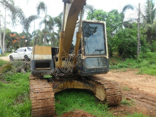 รถแบคโฮ  ยี่ห้อ KOMATSU PC120 รุ่น 3