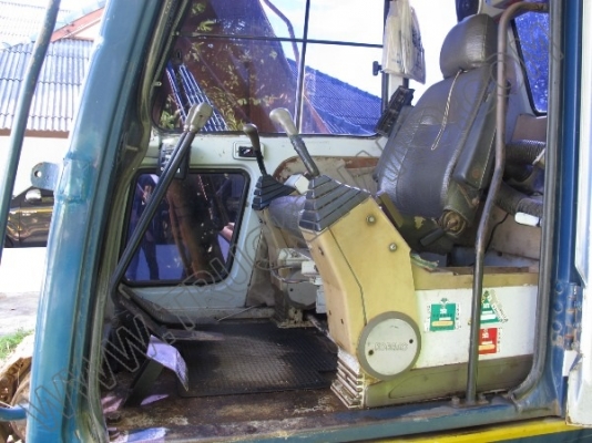 รถแบคโฮ ยี่ห้อ KOBELCO SK120-3 รถแบคโฮ ยี่ห้อ KOBELCO SK120-3