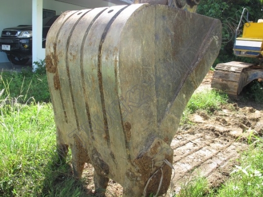 รถแบคโฮ ยี่ห้อ KOBELCO SK120-3 รถแบคโฮ ยี่ห้อ KOBELCO SK120-3