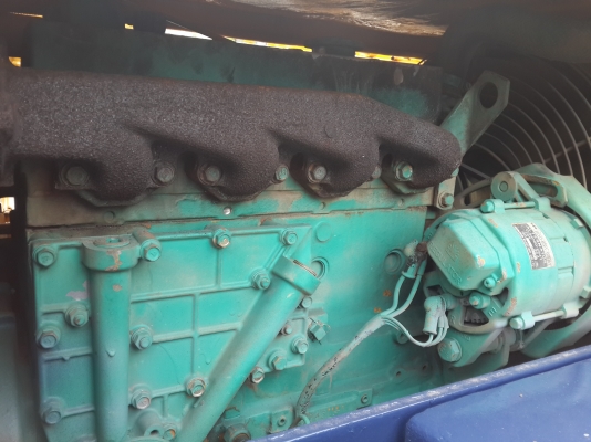 ขาย รถขุด KOMATSU รุ่น PC60-3- แทร็กเหล็ก มือสองญี่ปุ่น