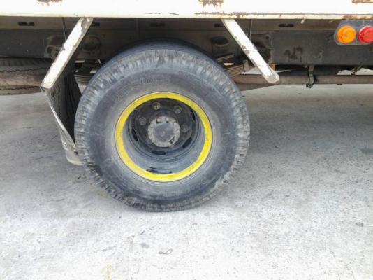 ขายรถบรรทุก 6 ล้อ HINO ปี38 ยาว 5.5 เมตร รถพร้อมใช้งาน