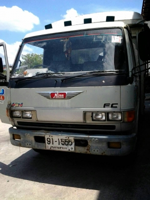 ขายรถบรรทุก 6 ล้อ HINO ปี38 ยาว 5.5 เมตร รถพร้อมใช้งาน