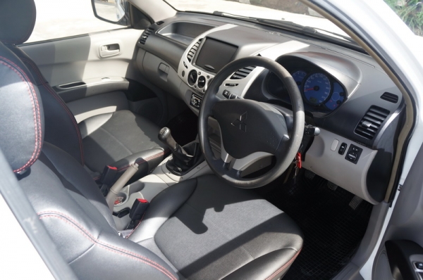 MITSUBISHI TRITON CAB ปี 2006 ขายรถสวย เครื่องเดิมๆวิ่งดีมาก ช่วงล่างแน่น ล้อMAXแต่ง กระจกไฟฟ้า แอร์เย็นๆ รถขับดีมาก ภายในสภาพสวย สีสวย การันตีรถสวย จัดไฟแนนได้